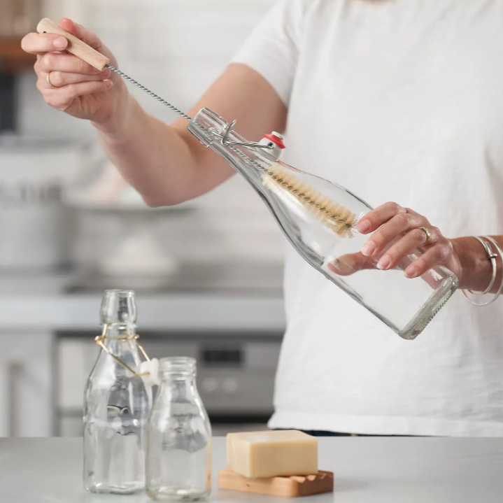 BOTTLE BRUSH WITH WOODEN HANDLE