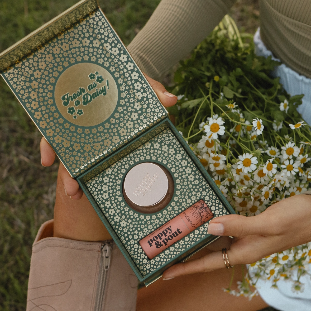 LIP BALM & LIP SCRUB DUO