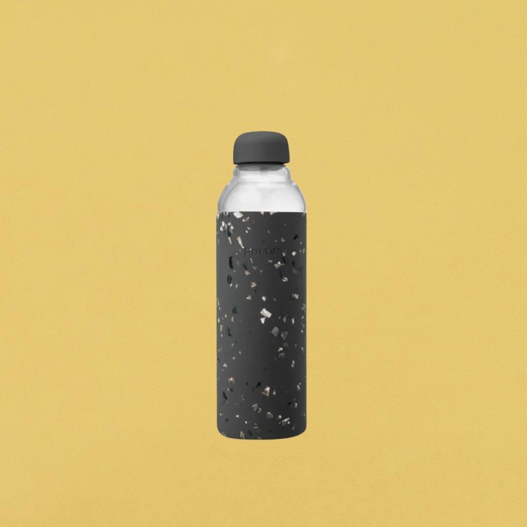 GLASS WATER BOTTLE W/ SILICONE 20 OZ