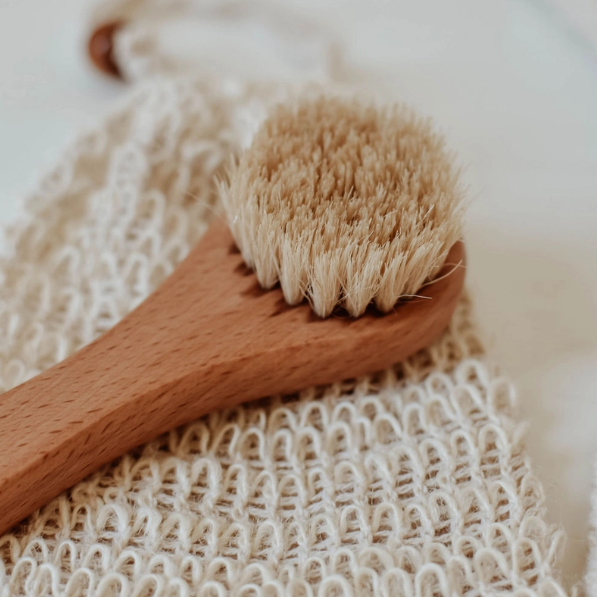 DRY FACE BRUSH