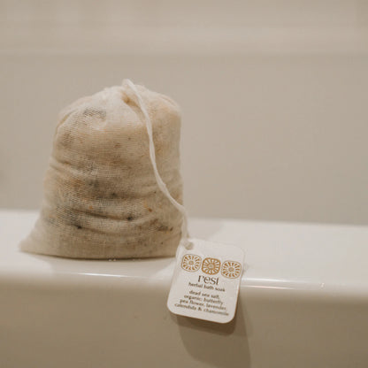 BATH & FOOT SOAK