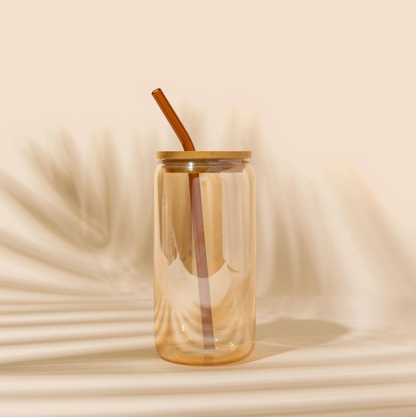 DRINKING GLASS WITH STRAW