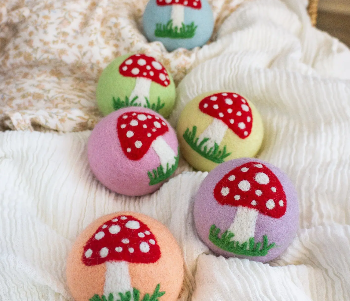 DRYER BALLS
