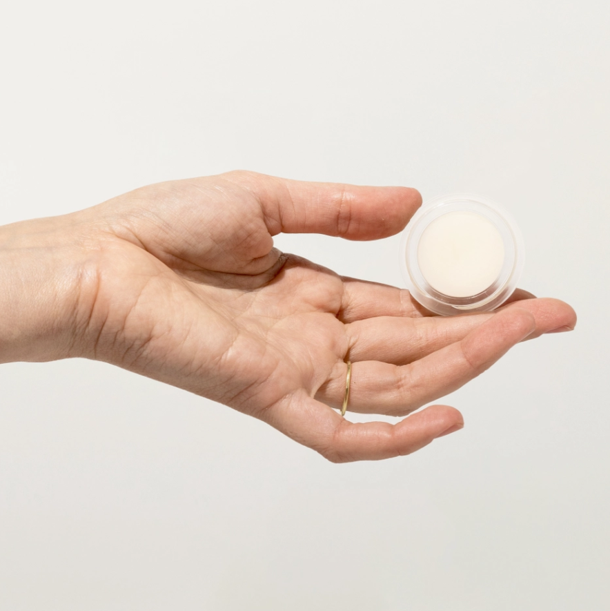 DEWY LIP BALM