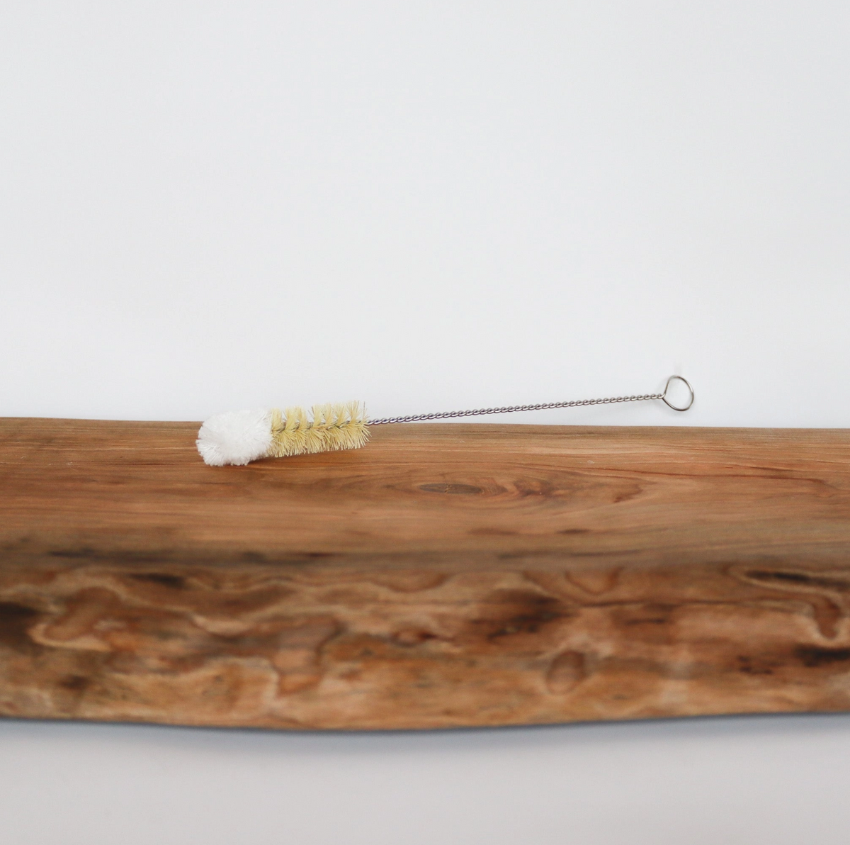 BOTTLE BRUSH WITH WOODEN HANDLE