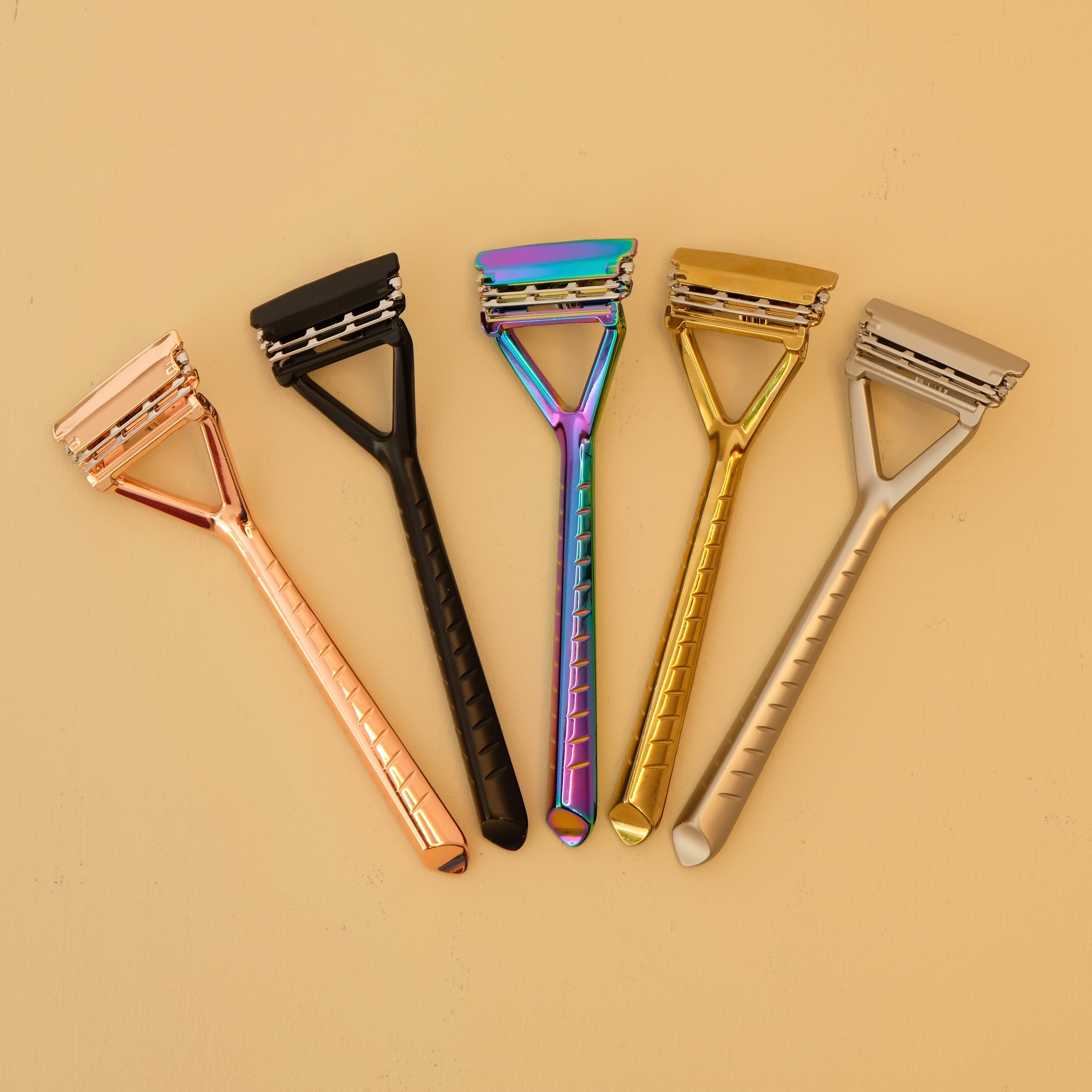 RAZOR WITH PIVOTING HEAD BY LEAF SHAVE – Fill Up Buttercup