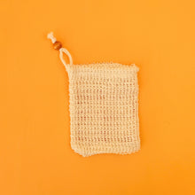Load image into Gallery viewer, WOVEN SOAP BAG - EXFOLIATING SCRUBBER
